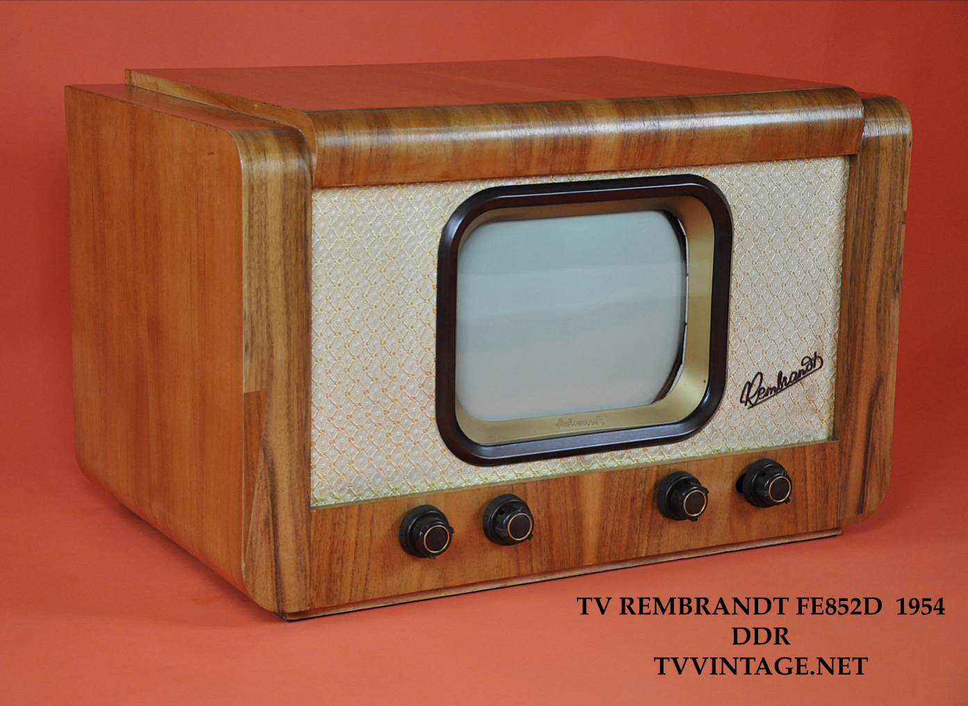 TV-REMBRANDT-852D-02-1