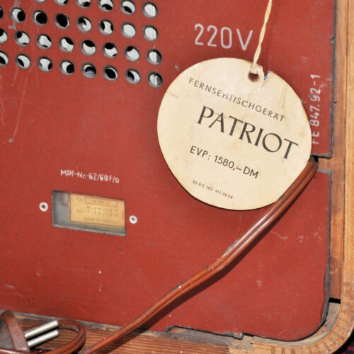 12 TV Patriot FE847A